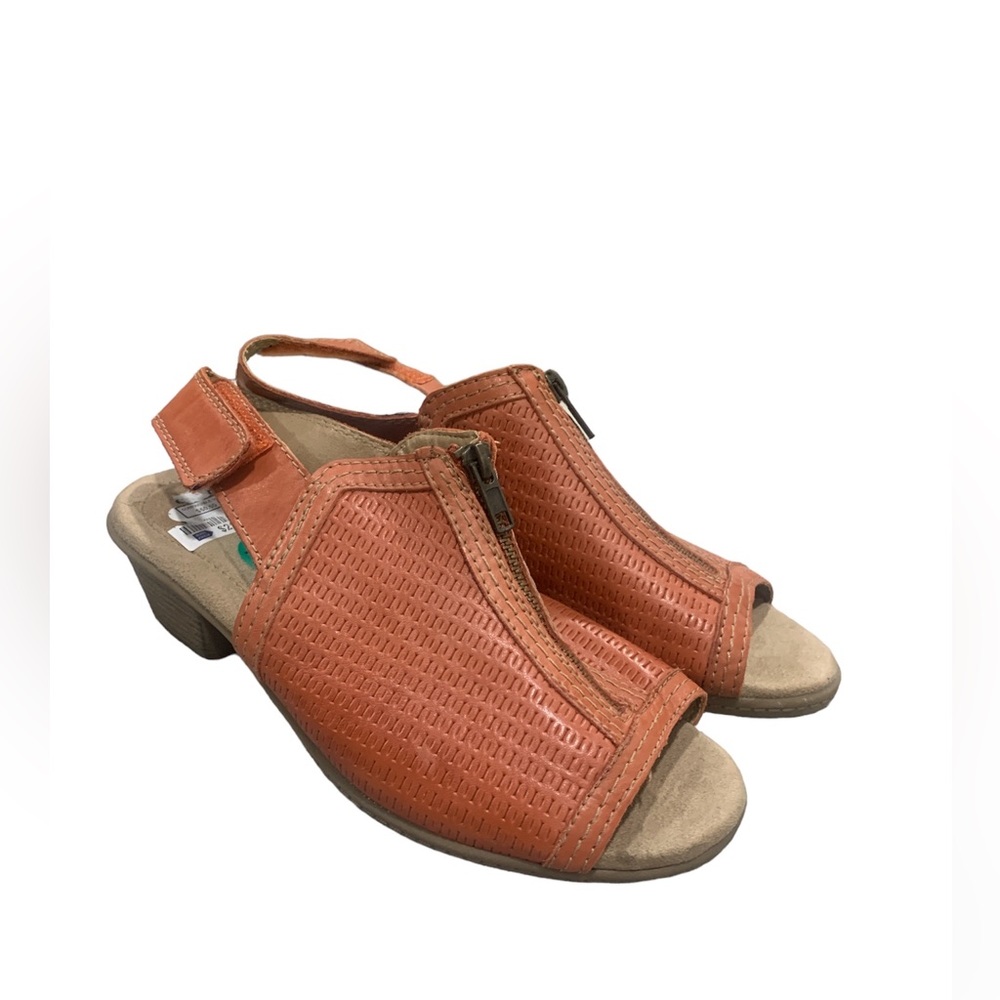 Earth Leather Sandals sz 7.5